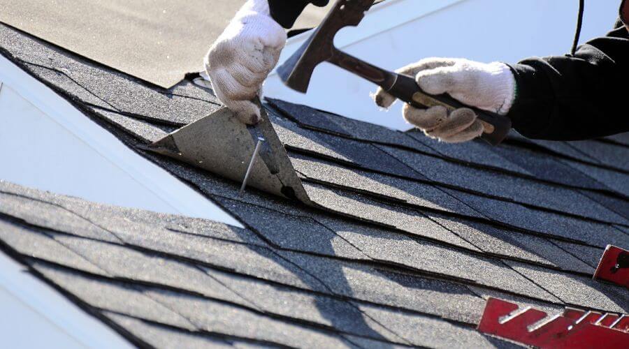 Professional gutter cleaning in Advance, IN